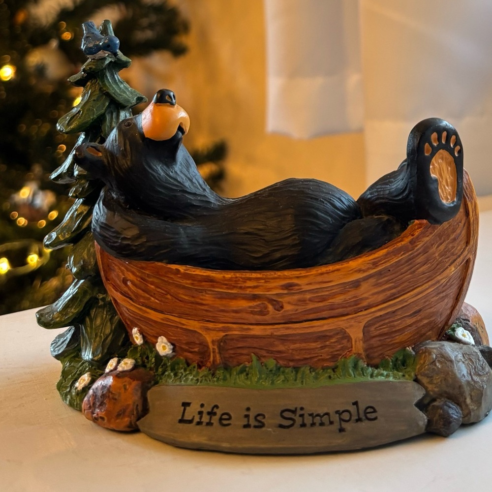 Black bear figurine, decoration, life is simple